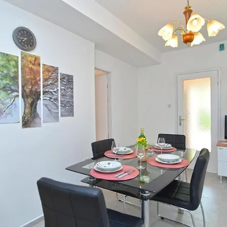 Appartement Welcoming With Garden *